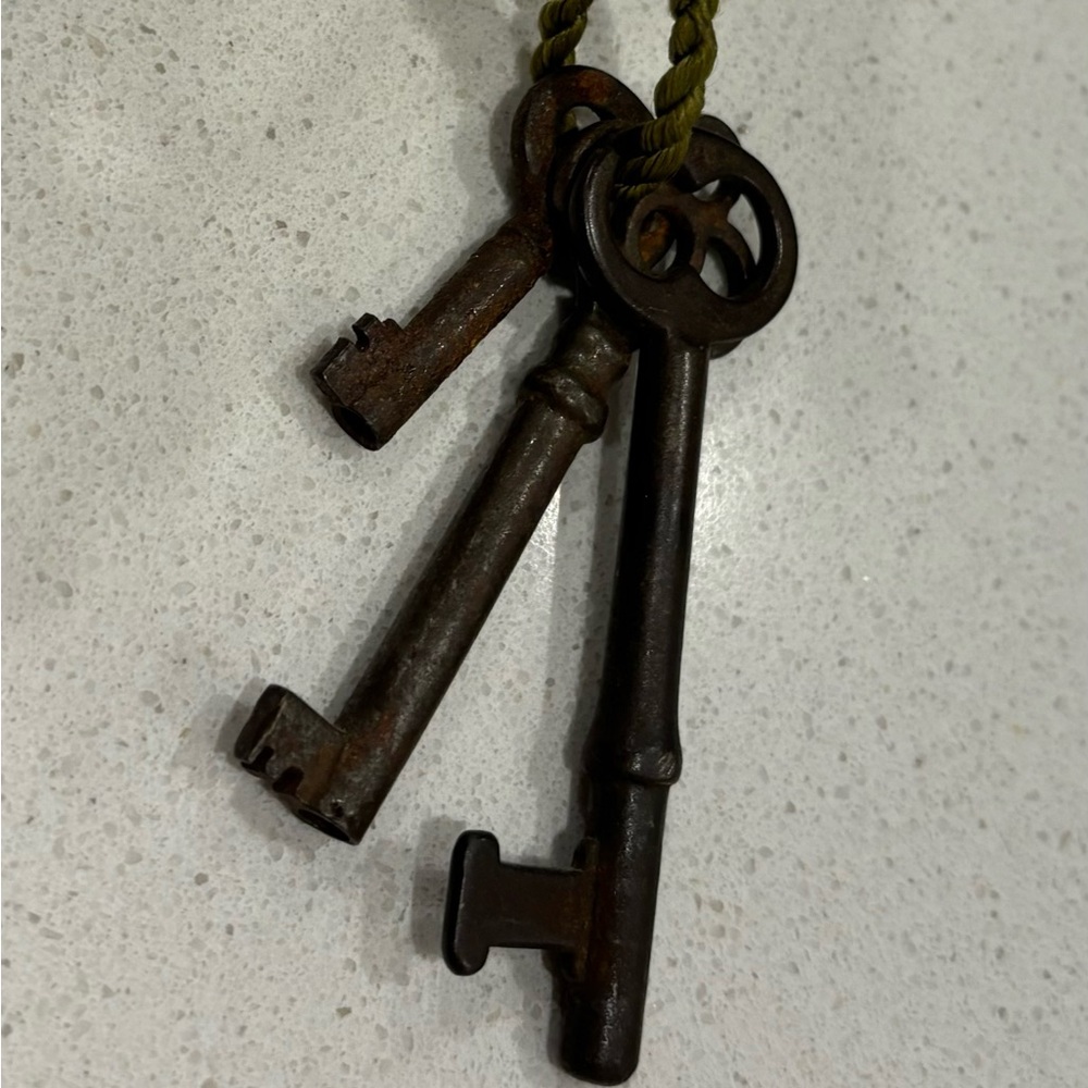 Vintage Keys Real Metal Skeleton Keys Antique Rustic Home Decor
